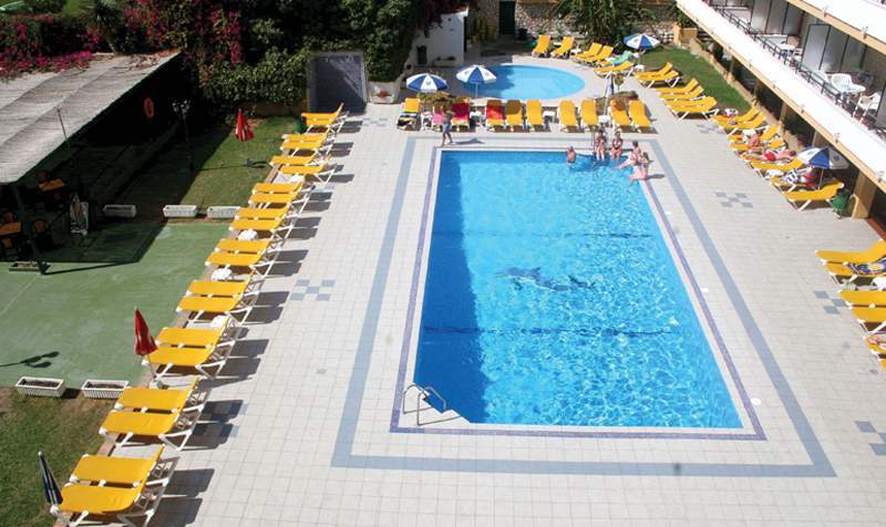 Apts Buensol ตอร์เรโมลิโนส ภายนอก รูปภาพ